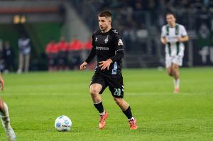 开云-德天空:西汉姆正计划在关窗前签下不莱梅中场施密德,谈判进行中